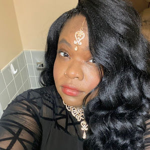 Meet your Posher, Deandres